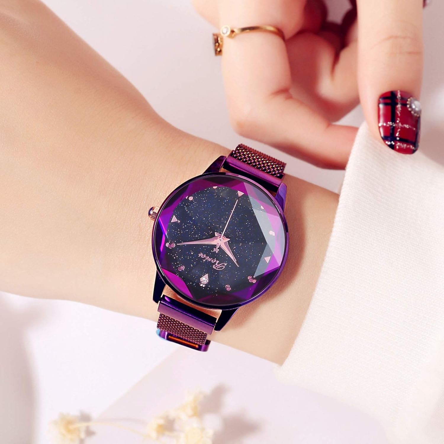 Women Watches Analogue Quartz Watch Fashionable Ladies Wristwatch Mesh Band Shining Starry Sky Dial Easily Use Watches